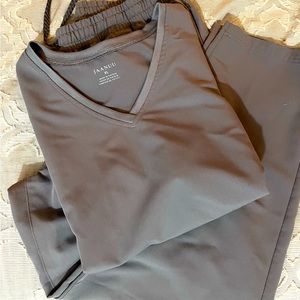 Jaanuu scrub set-gray XL petite